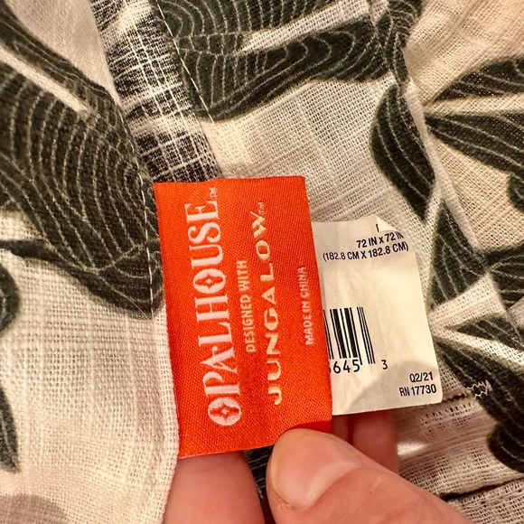 OpalHouse Black and White Leaf Pattern Shower Curtain - Picture 6 of 6